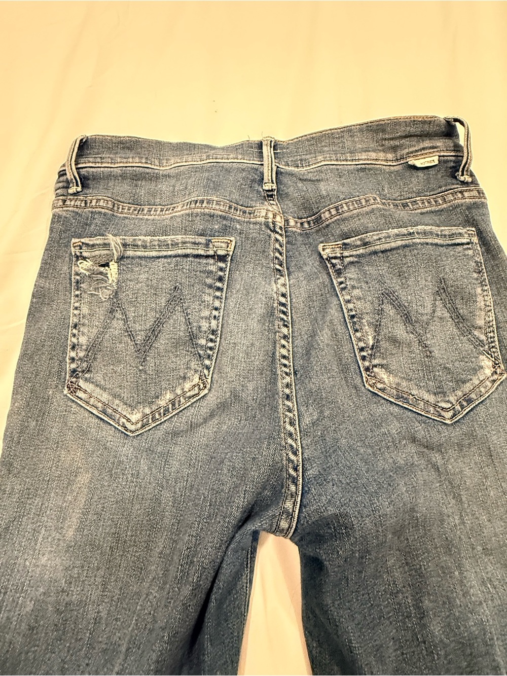 MOTHER The Insider Crop Step Chew Distressed Cropped Flare Jeans - Picture 11 of 11